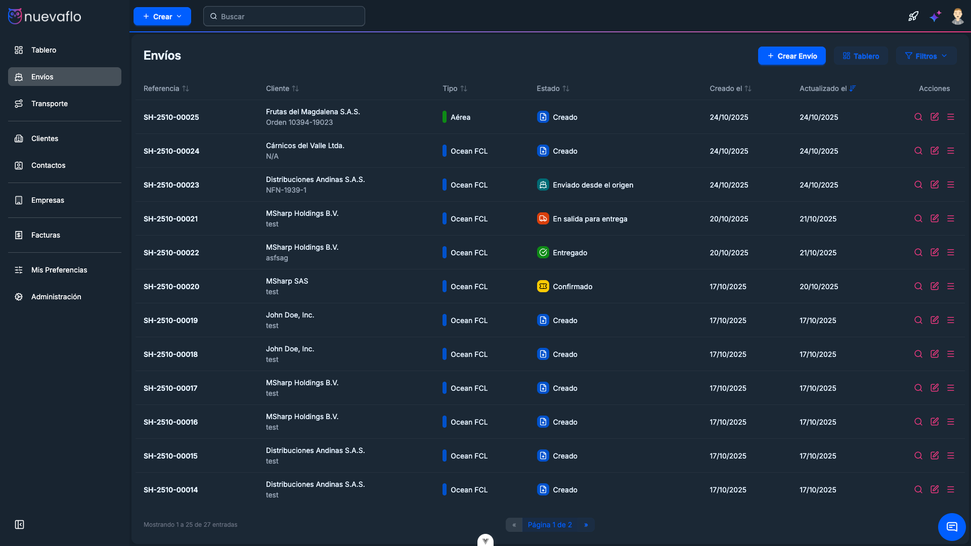 Vista de lista de envíos en modo oscuro en NuevaFlo